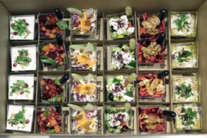 Mini salad cups box (2)